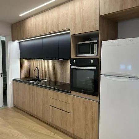 Kepesis Apartamento Agioi Theodoroi (Corinthia)